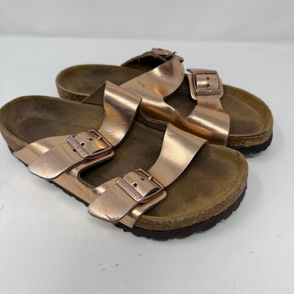 Birkenstock Size 36 Arizona Soft Footbed Sandals Rose Gold Metallic Slip On Flat - Picture 1 of 8